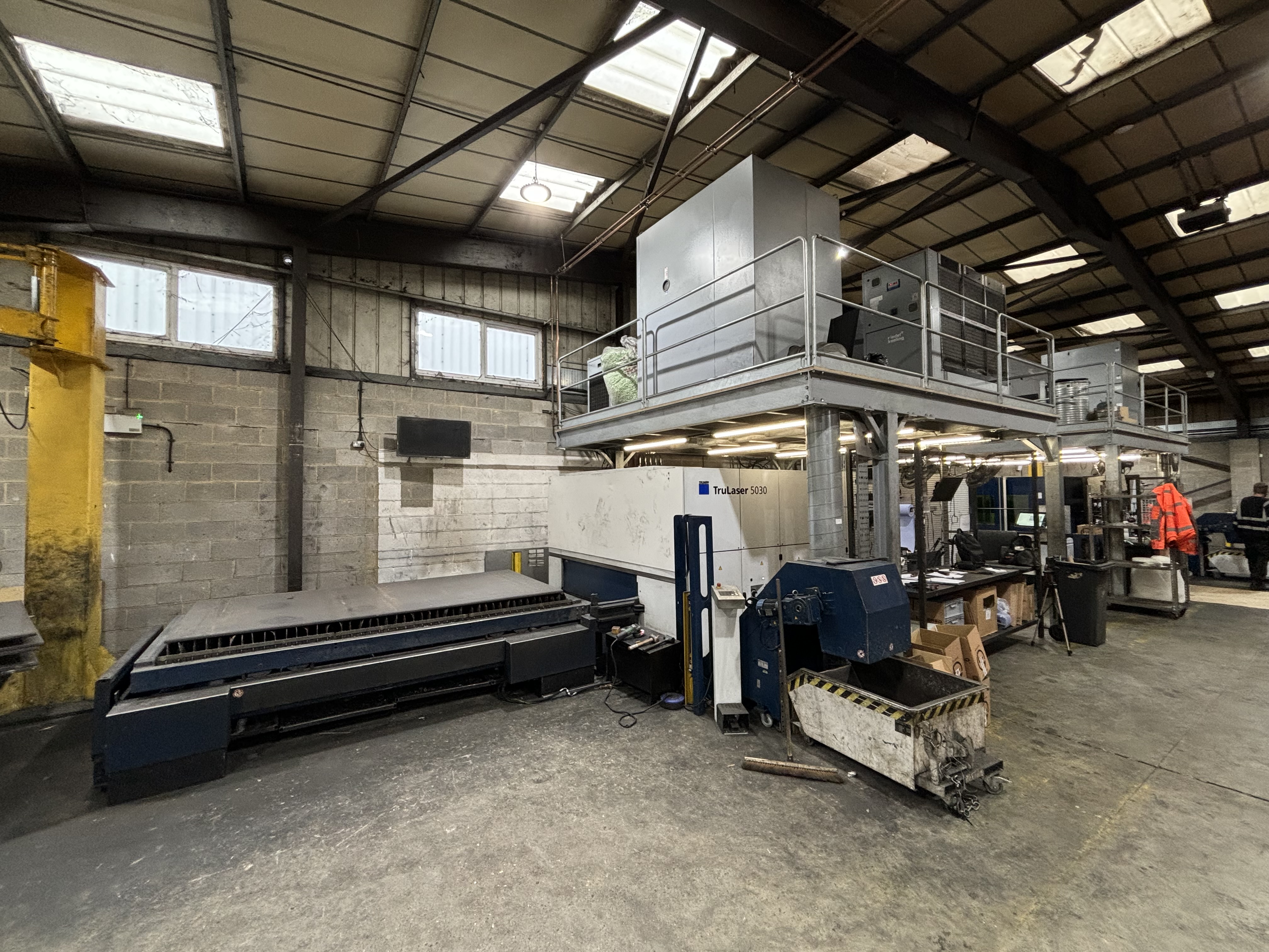 LASER CUTTING MACHINE TRUMPF TRULASER 5030 (L68) 8000 WATT - S0132 ...