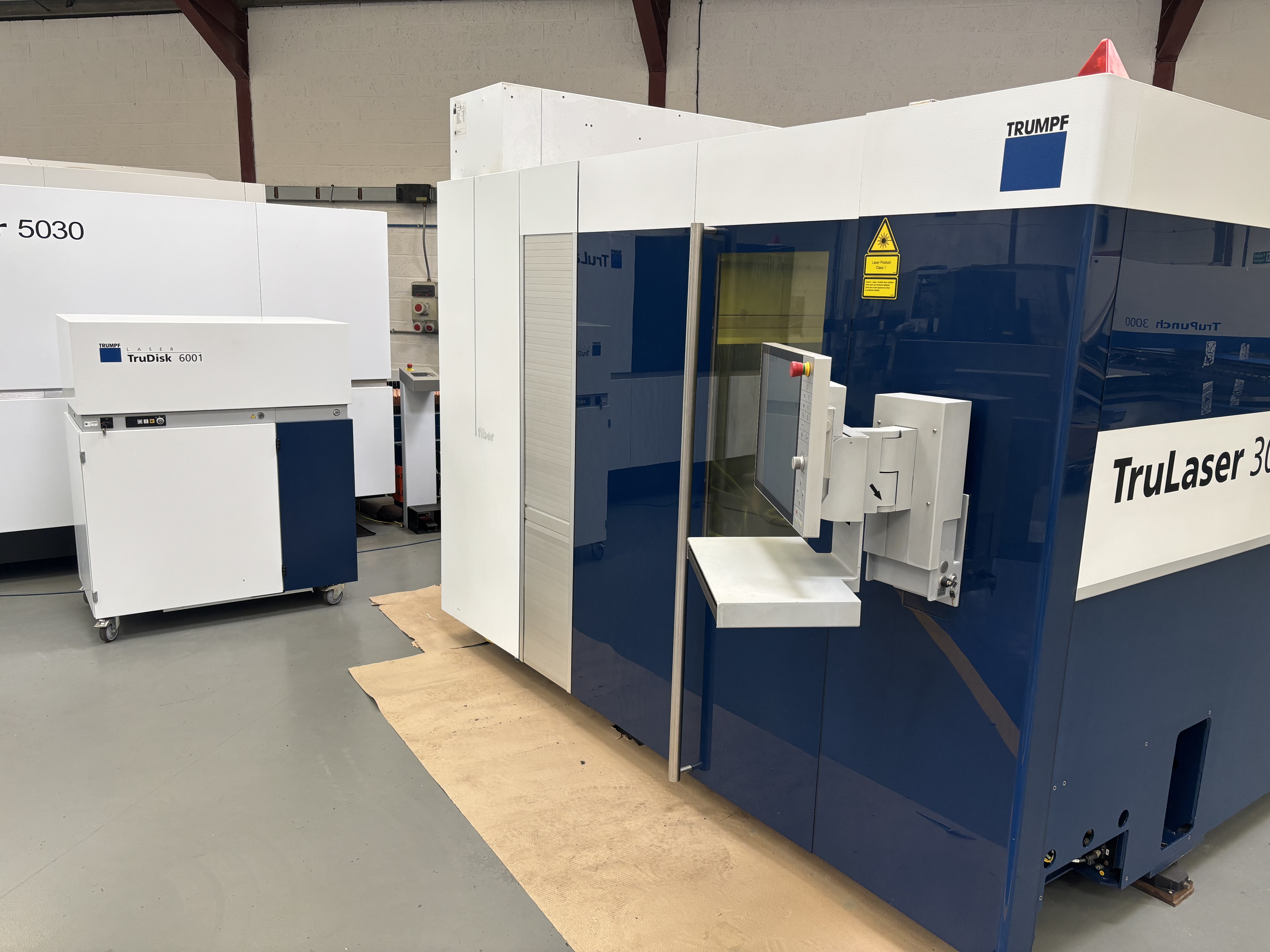 LASER CUTTING MACHINE TRUMPF TRULASER 3030 (L49) 6000 WATT - S0133 ...